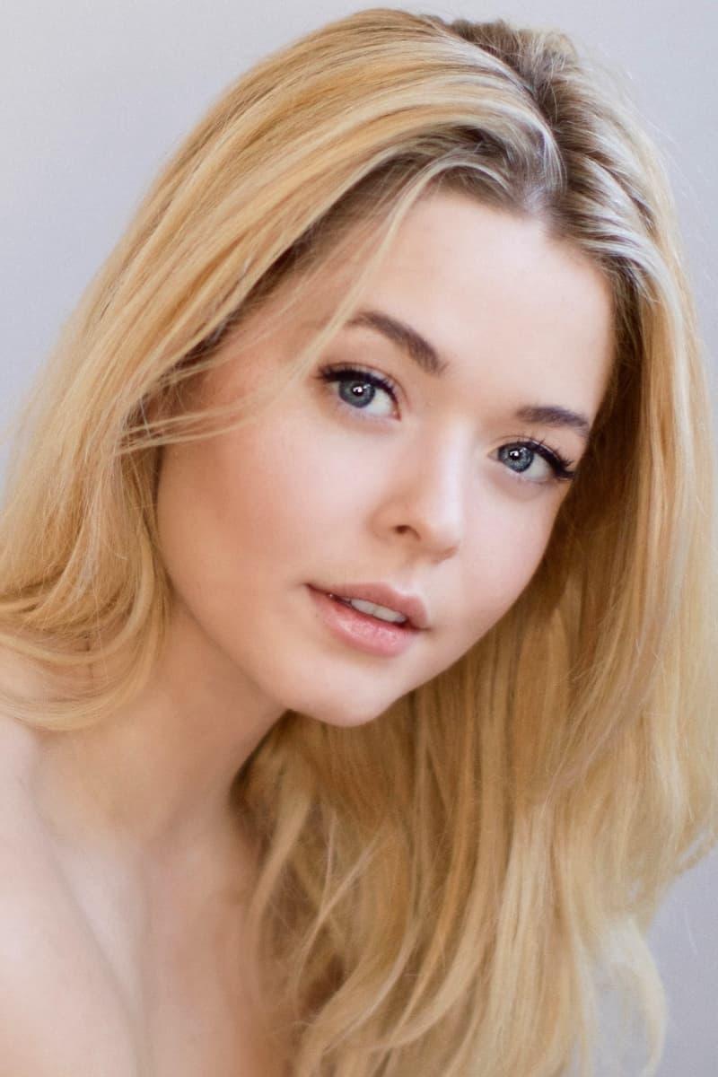 Sasha Pieterse | Amy Loubalu